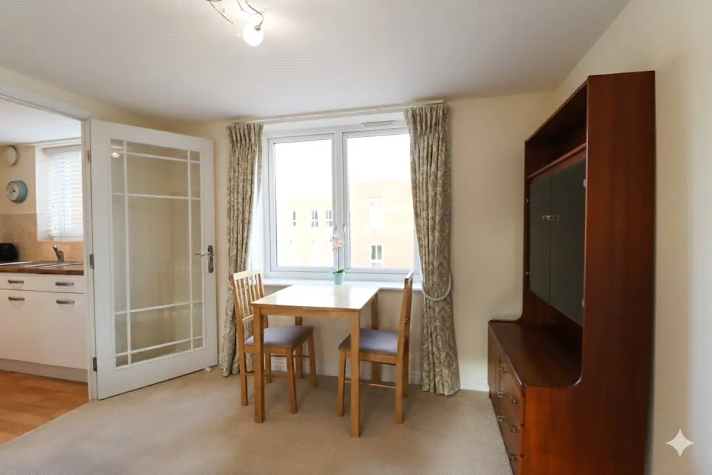 Park Lane, Camberley, Surrey, GU15 3FU, photo 9