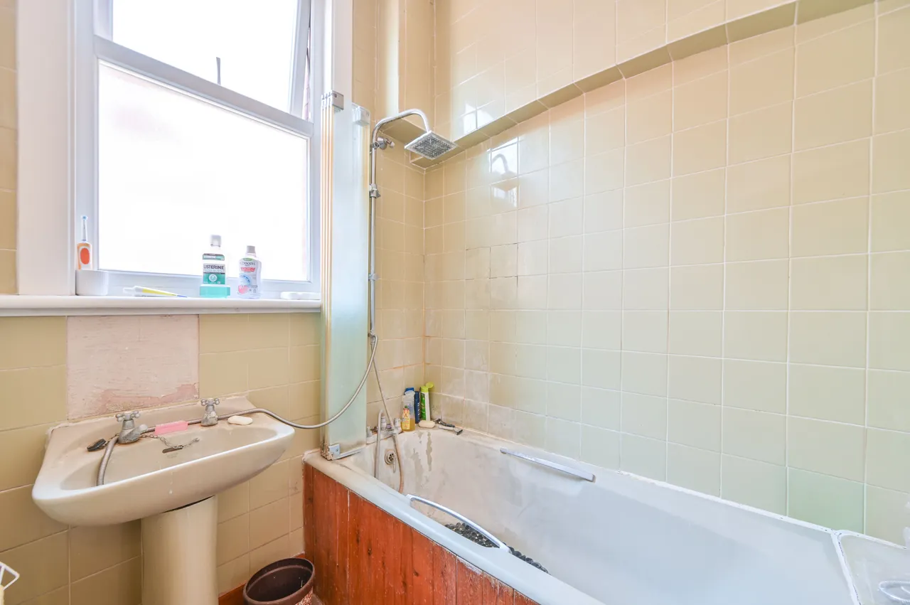 102 Melrose Avenue, London, photo 10
