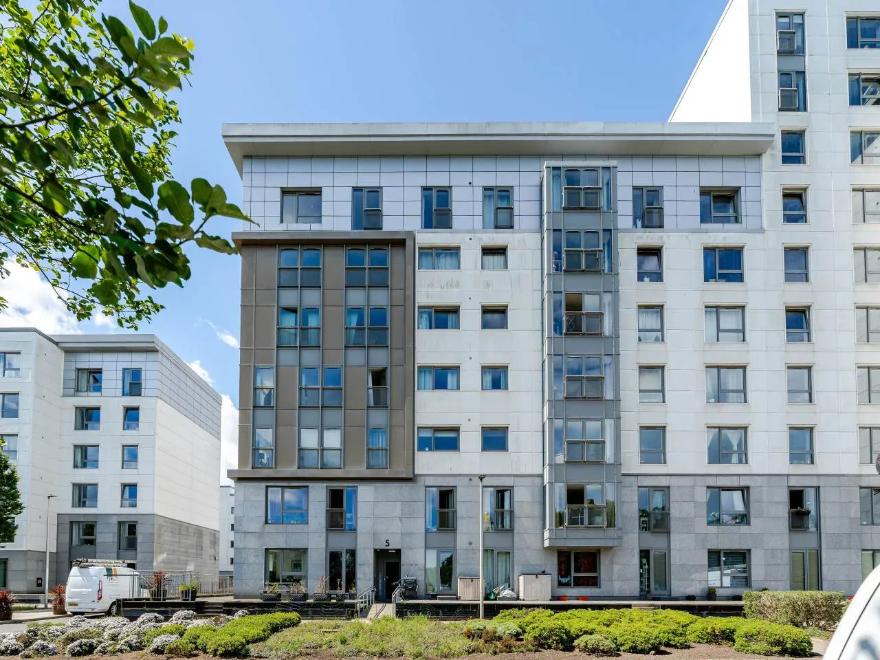 2 bed flat for sale — Western Harbour View, Edinburgh, EH6 6PF
