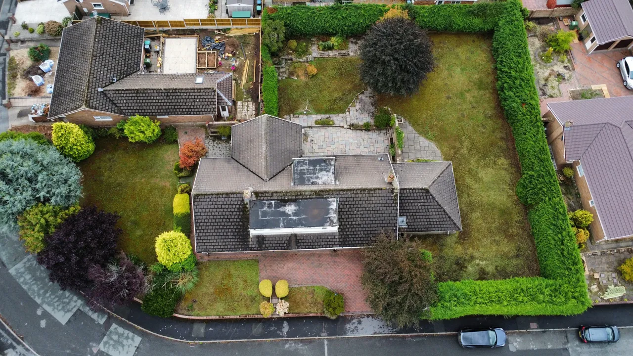 Glyn Avenue, Wrexham, LL12, photo 2