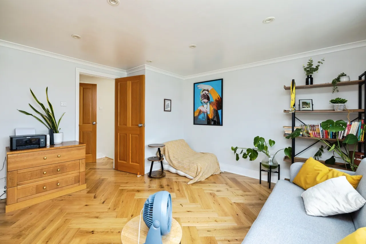 Drayton Avenue, London, W13, photo 22