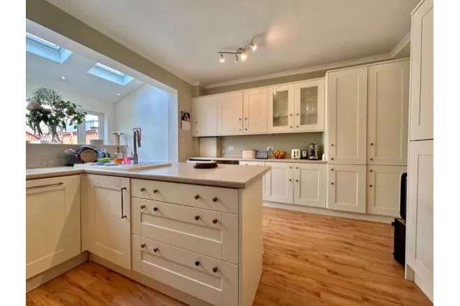 Drayton Avenue, London, W13, photo 8
