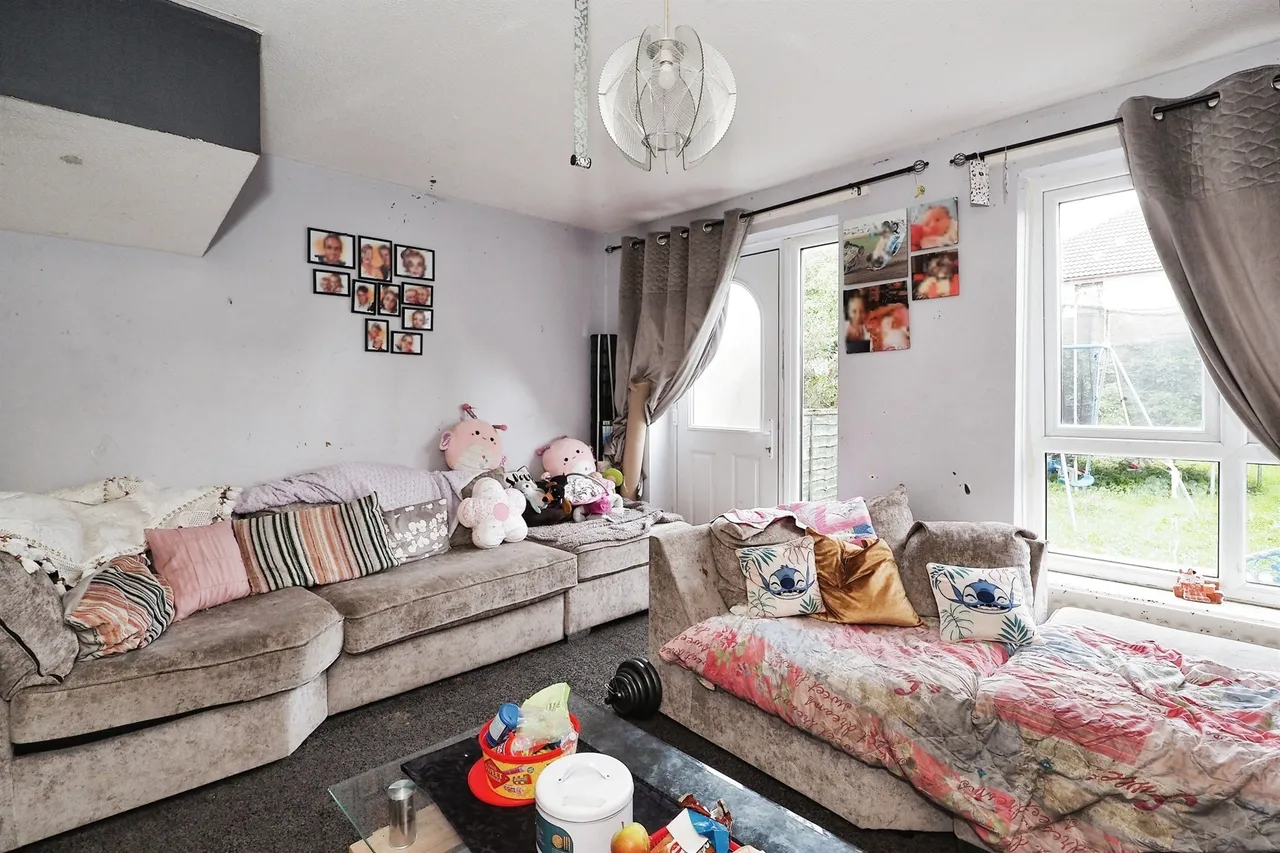 Chilwell Mews, Athersley North, S71, photo 3