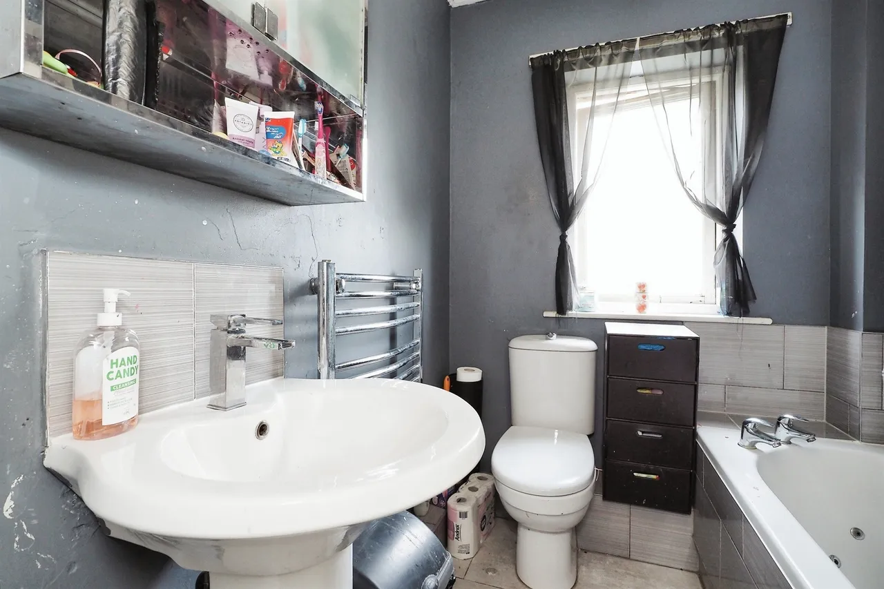 Chilwell Mews, Athersley North, S71, photo 9