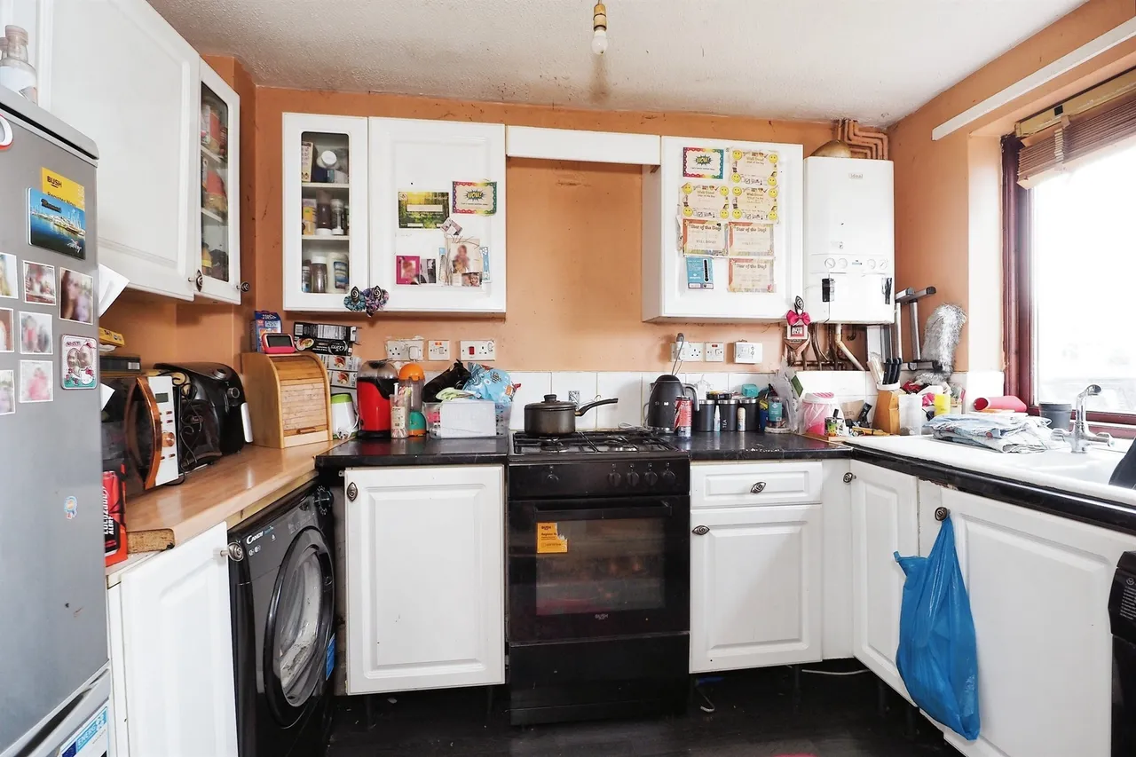 Chilwell Mews, Athersley North, S71, photo 5