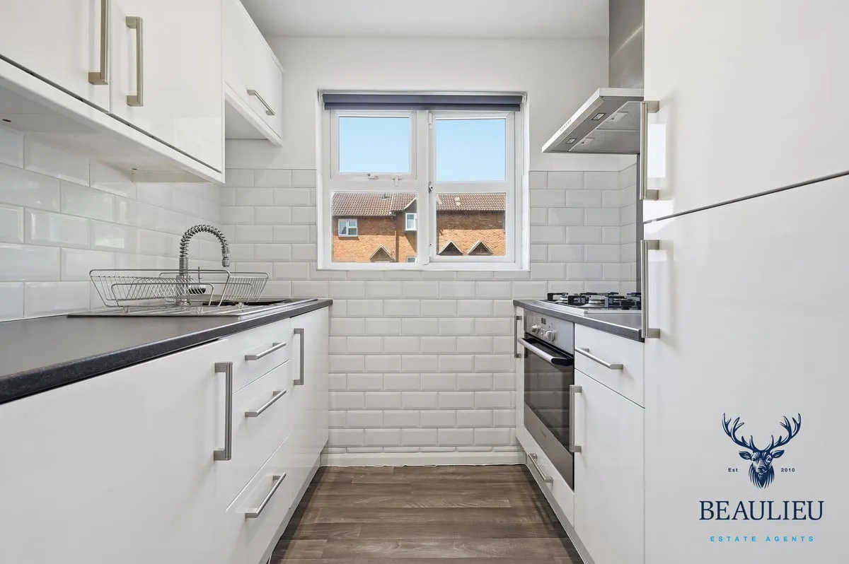 Lovibond Place, Chelmer Village, CM2 6TS, photo 5