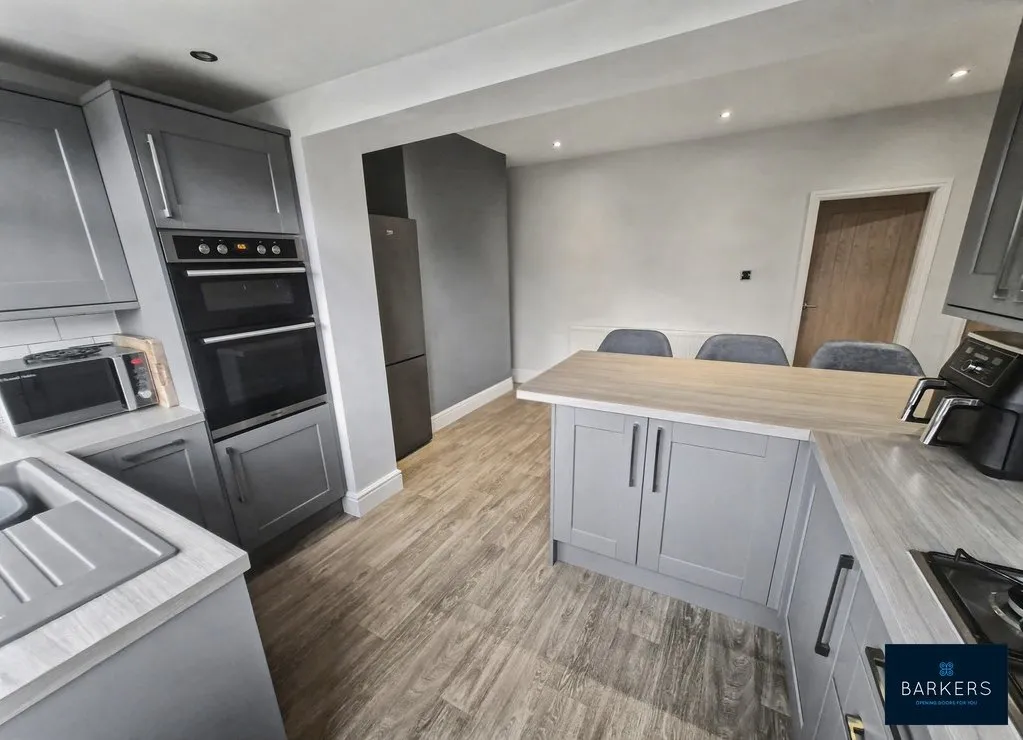 Rathlin Road, Dewsbury WF12 7EY, photo 7