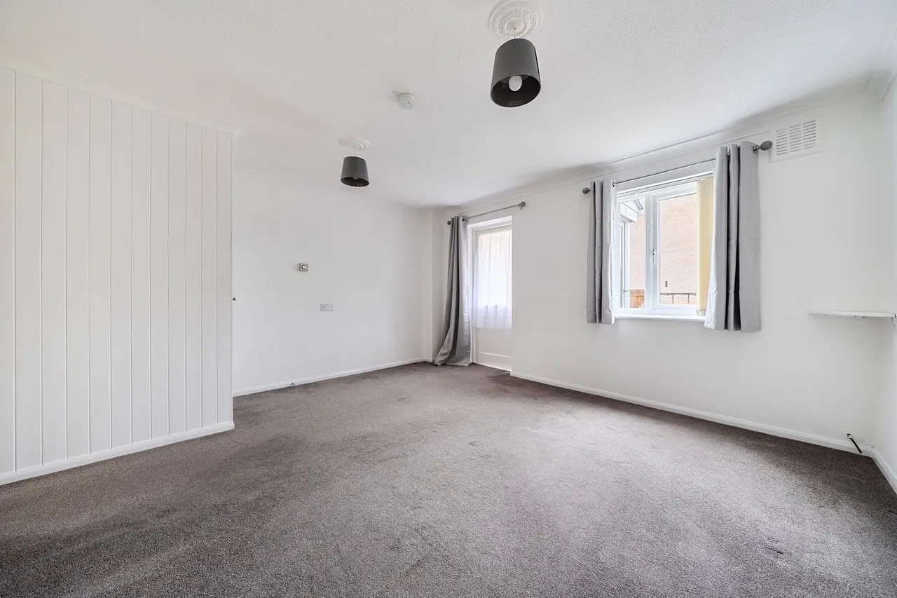 Allyn Saxon Drive, Shepton Mallet, BA4, photo 7