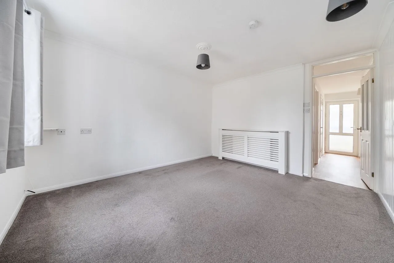 Allyn Saxon Drive, Shepton Mallet, BA4, photo 6
