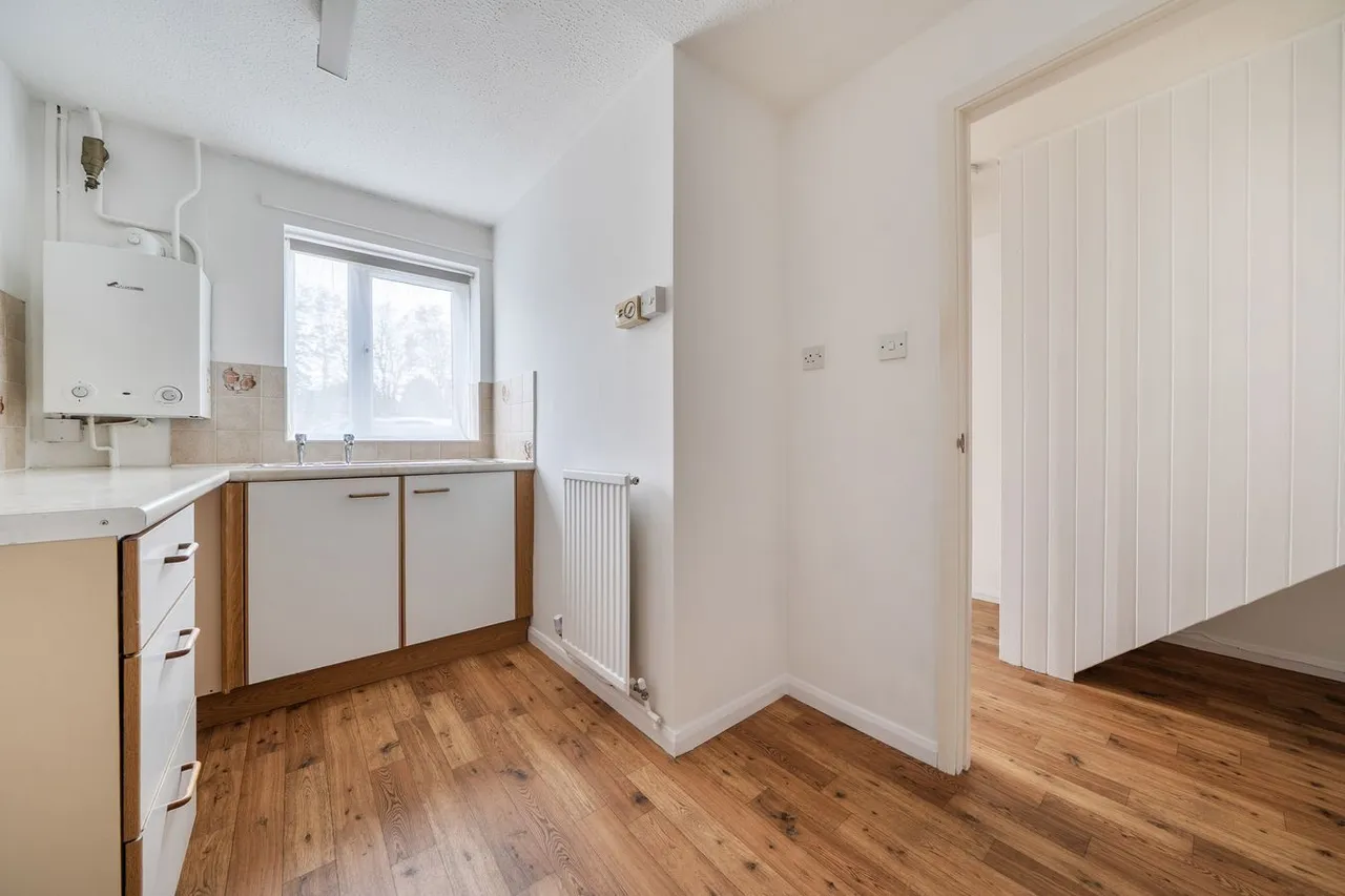 Allyn Saxon Drive, Shepton Mallet, BA4, photo 8