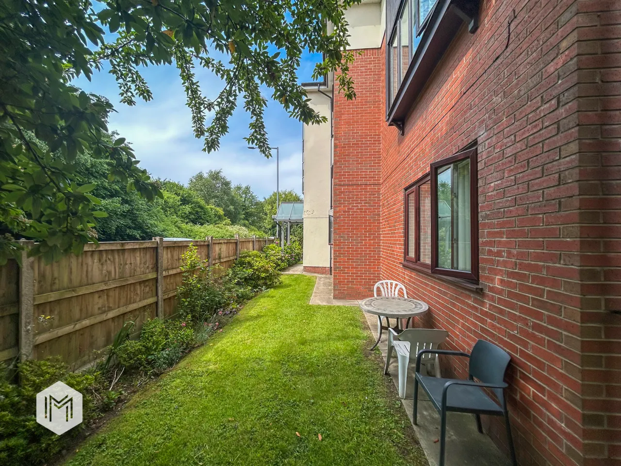 Dean Court, Bolton, BL1 2SA, photo 12