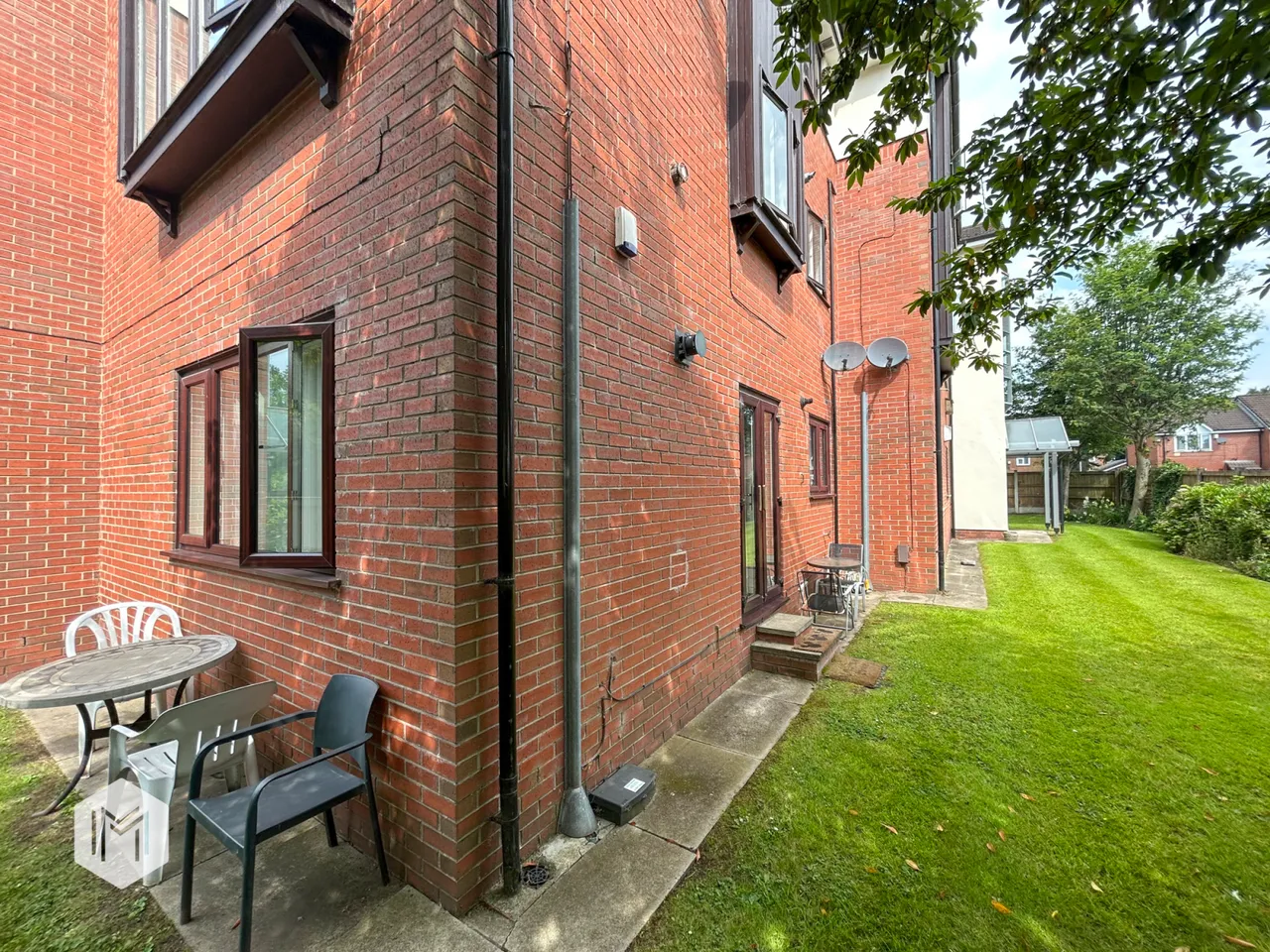 Dean Court, Bolton, BL1 2SA, photo 5