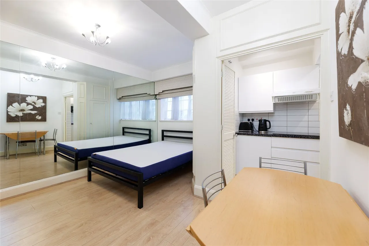 Sloane Avenue, Chelsea, London, SW3, photo 3