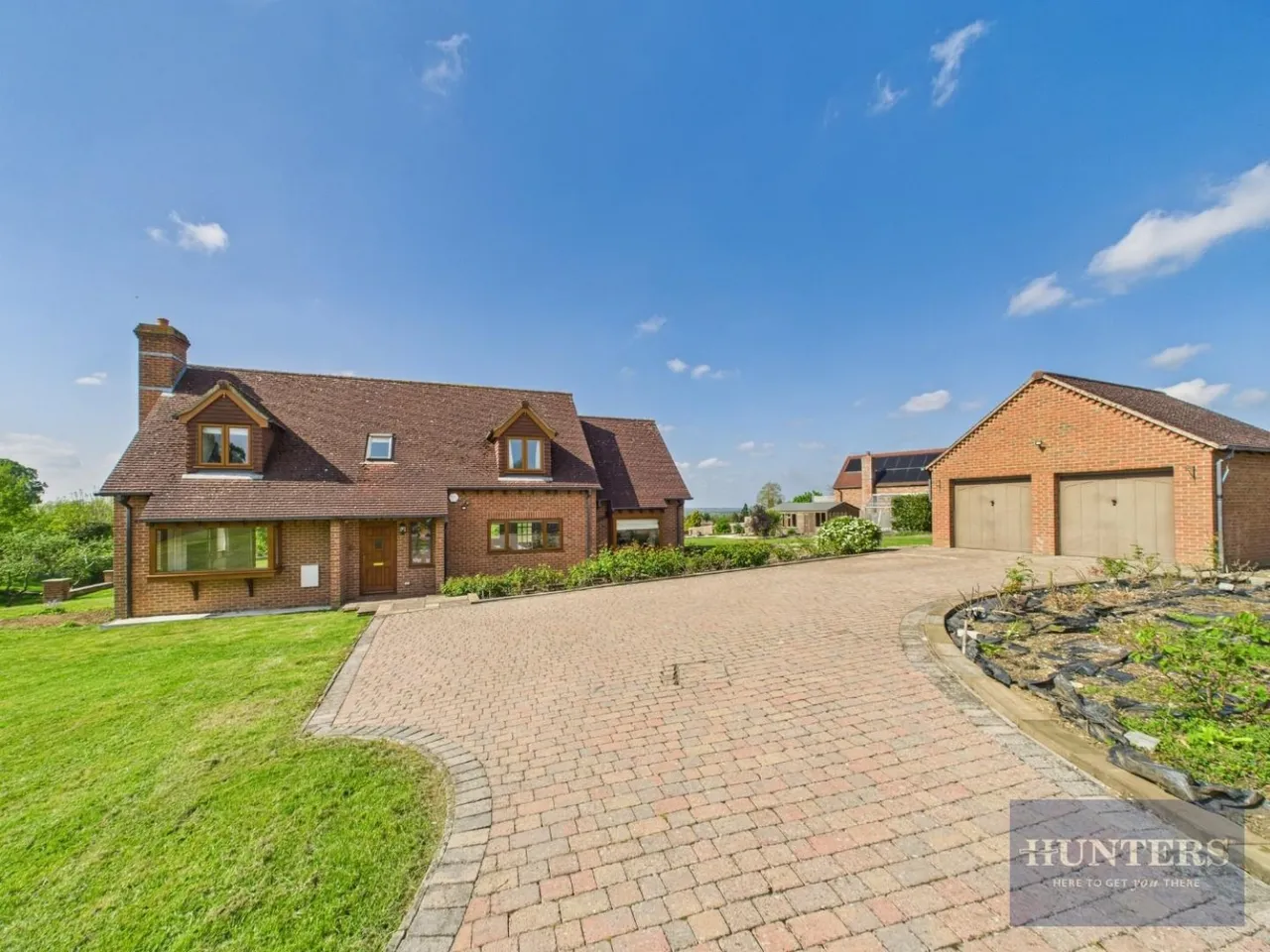 5 bed house for sale, Green Lane, Churchdown, GL3