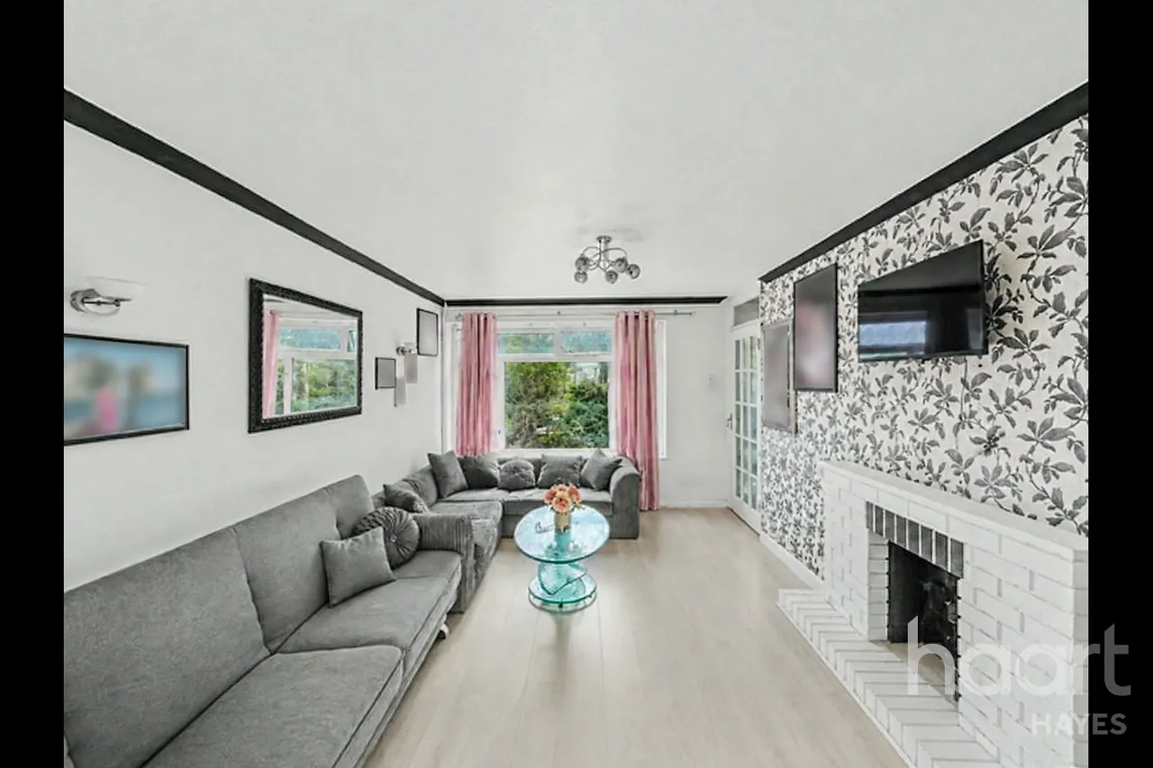Hayman Crescent, Hayes, UB4, photo 10