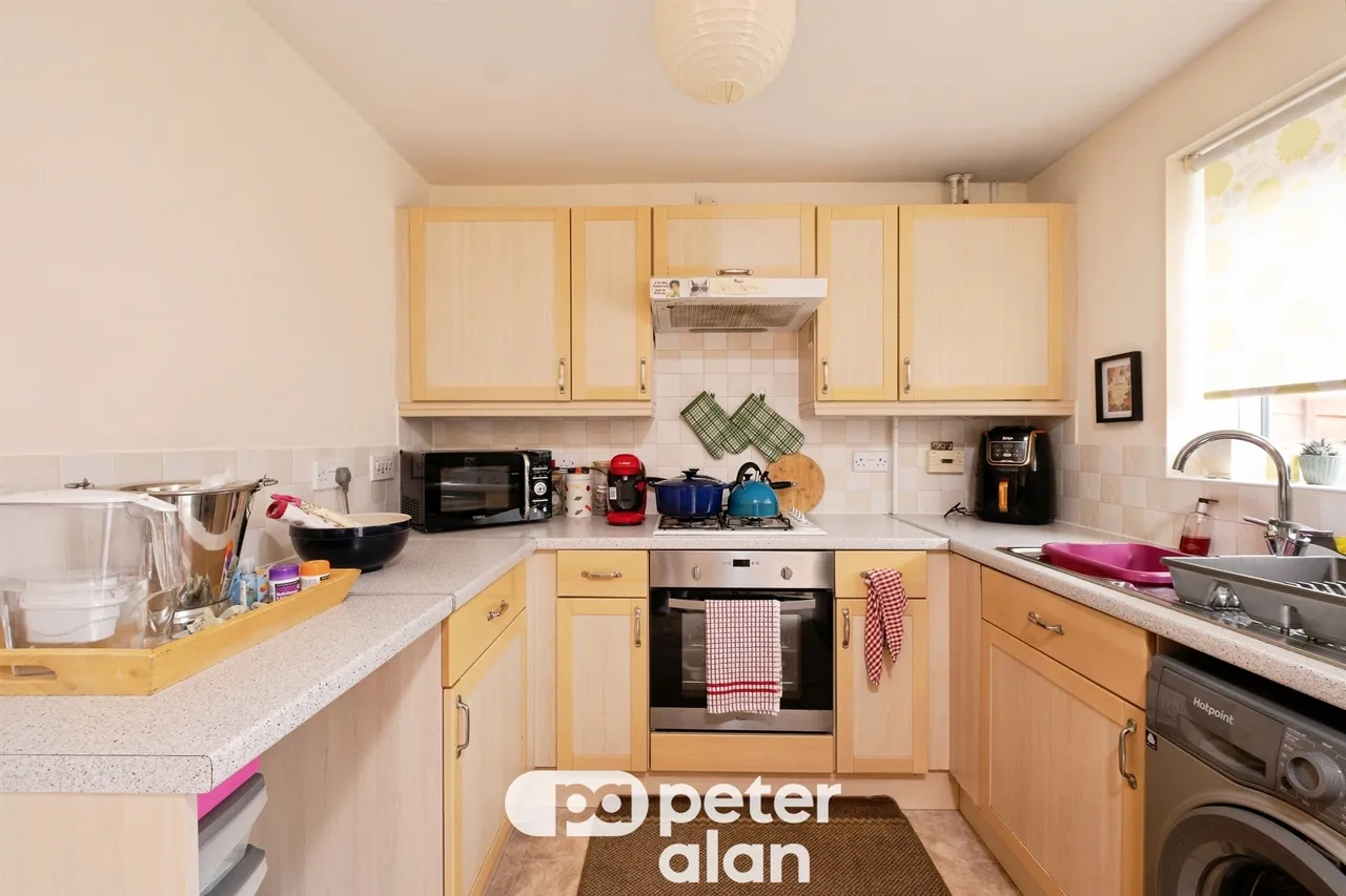 Cornpoppy Avenue, Monmouth, NP25, photo 3