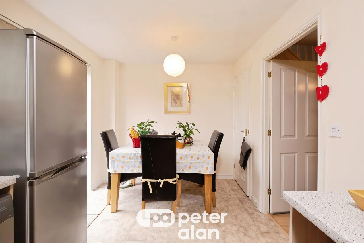 Cornpoppy Avenue, Monmouth, NP25, photo 4