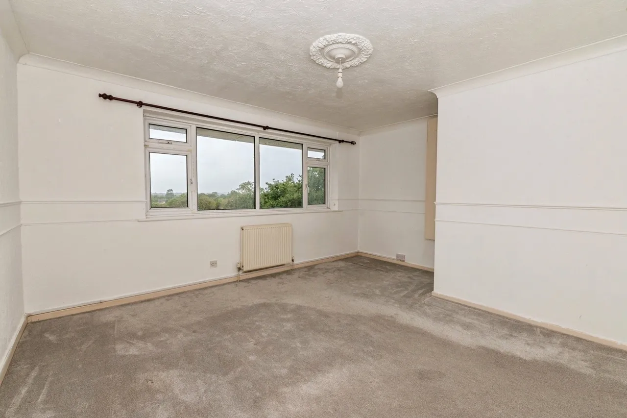 Market Avenue, Wickford, Essex, SS12, photo 3