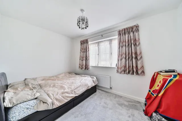 Harris Close, Banbury, OX16, photo 5