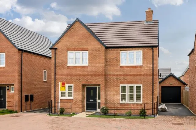 4 bed house to rent, Harris Close, Banbury, OX16
