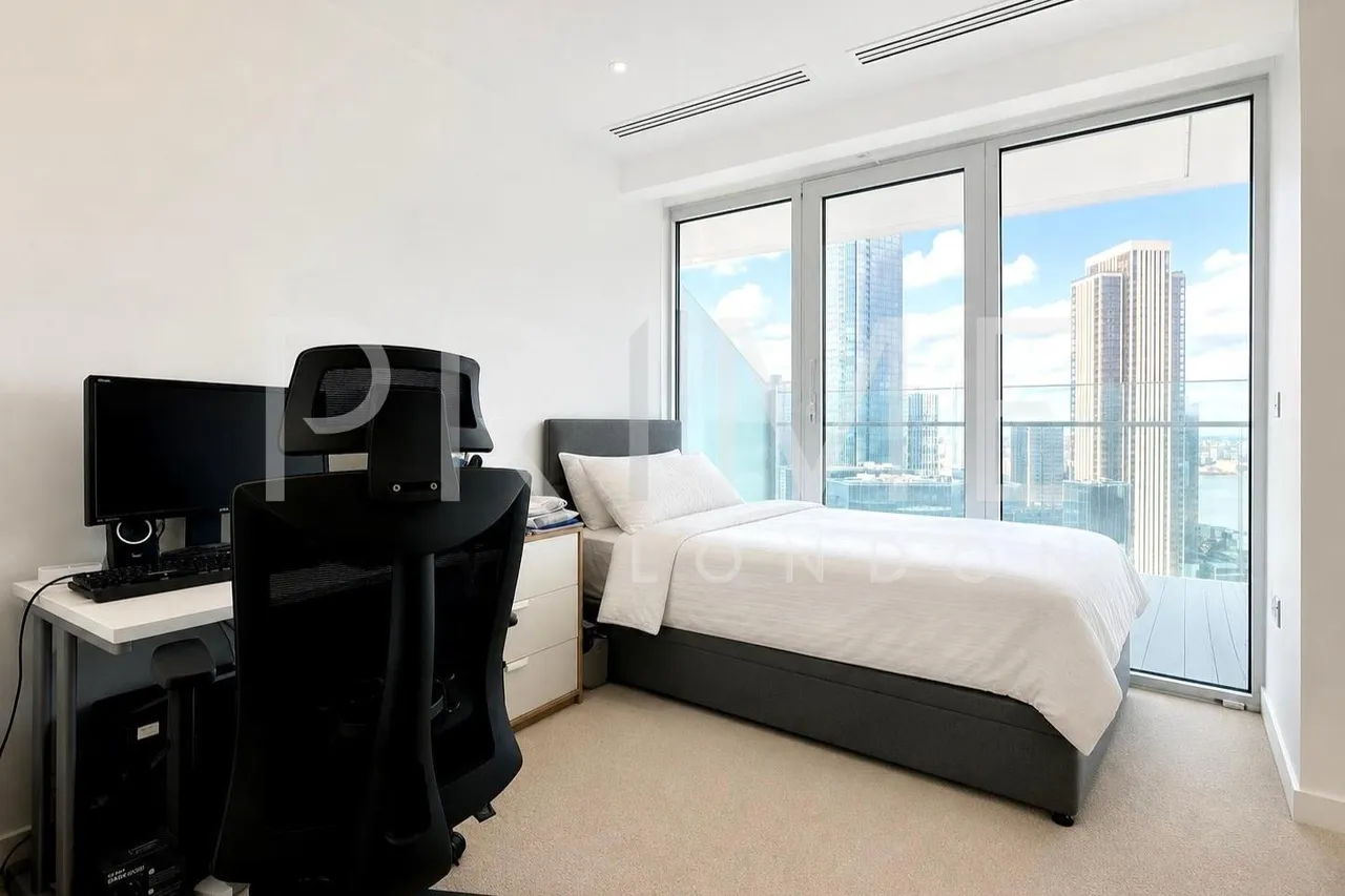 Crossharbour Plaza, Canary Wharf, E14, photo 8