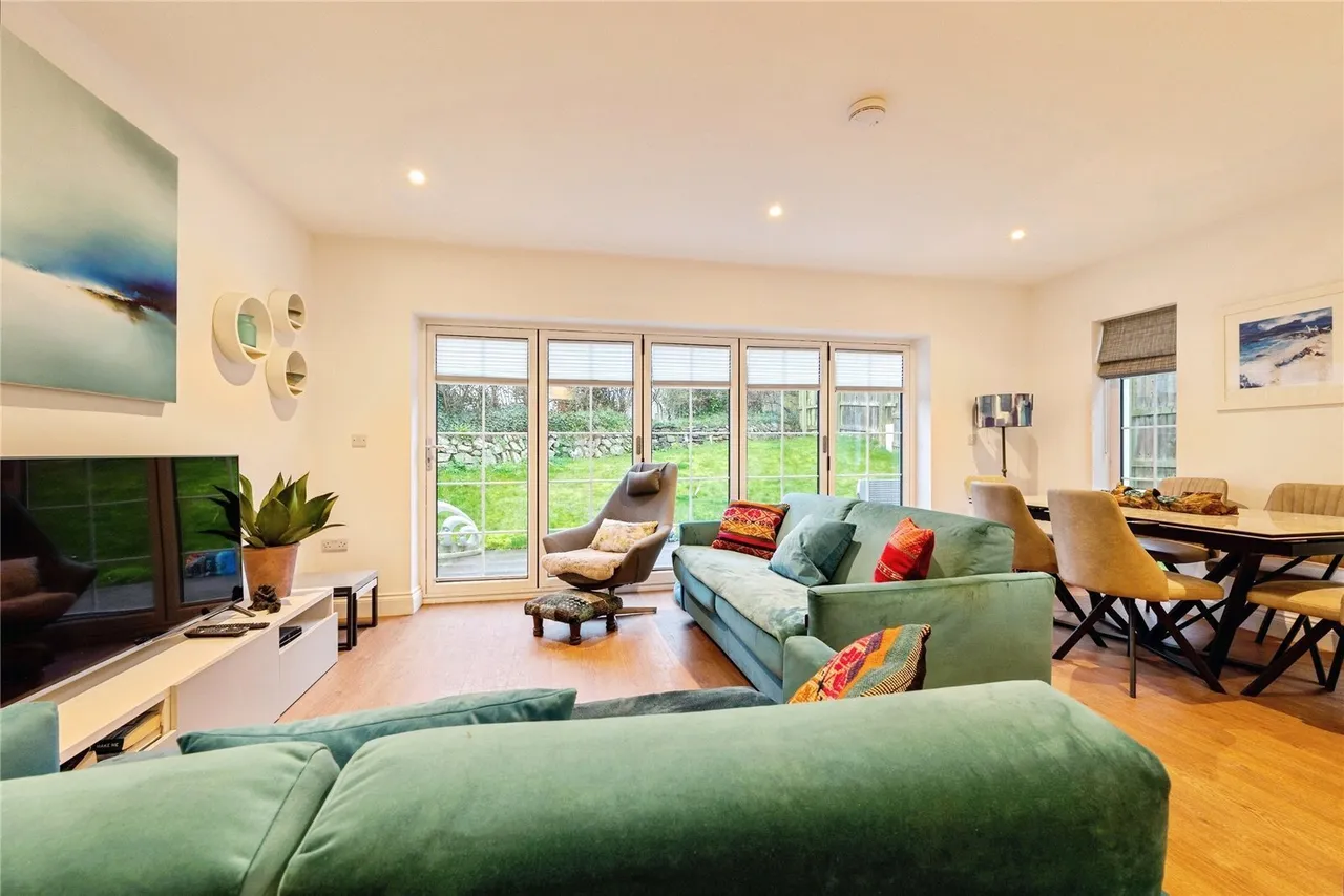 Nutwell Close, Padstow, PL28, photo 17