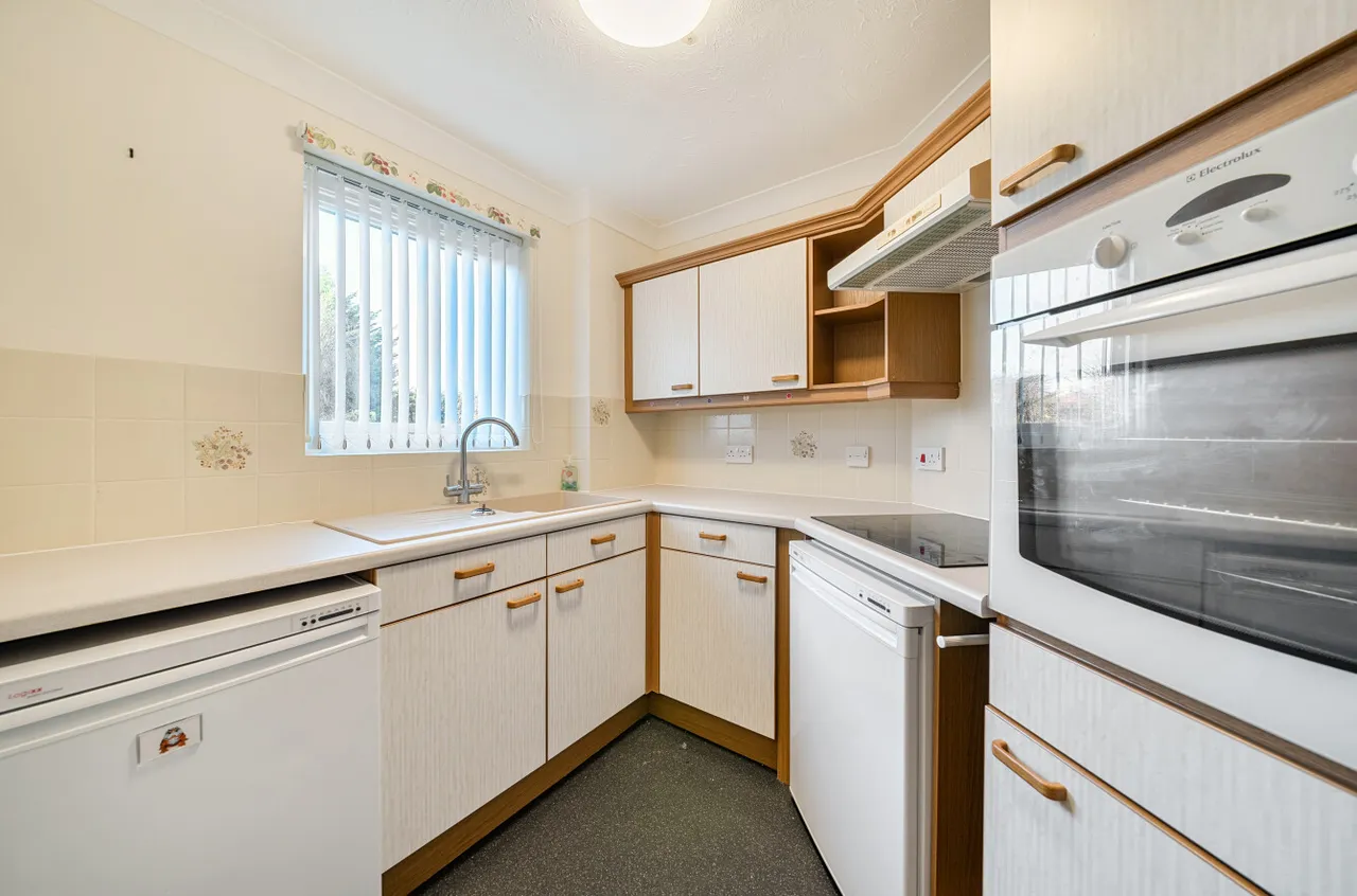 Barrow Lane, Hessle, HU13, photo 6