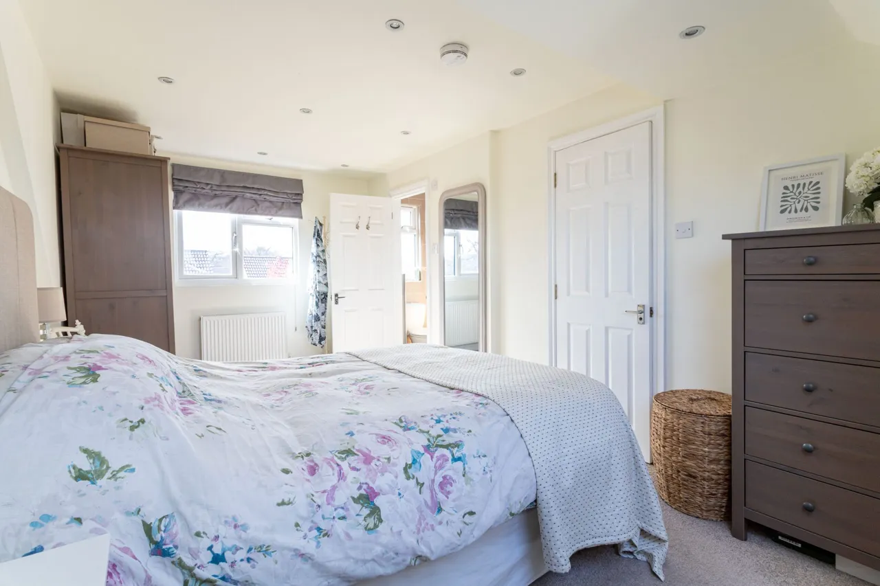 Hop Garden Road, Hook, RG27 9SU, photo 7