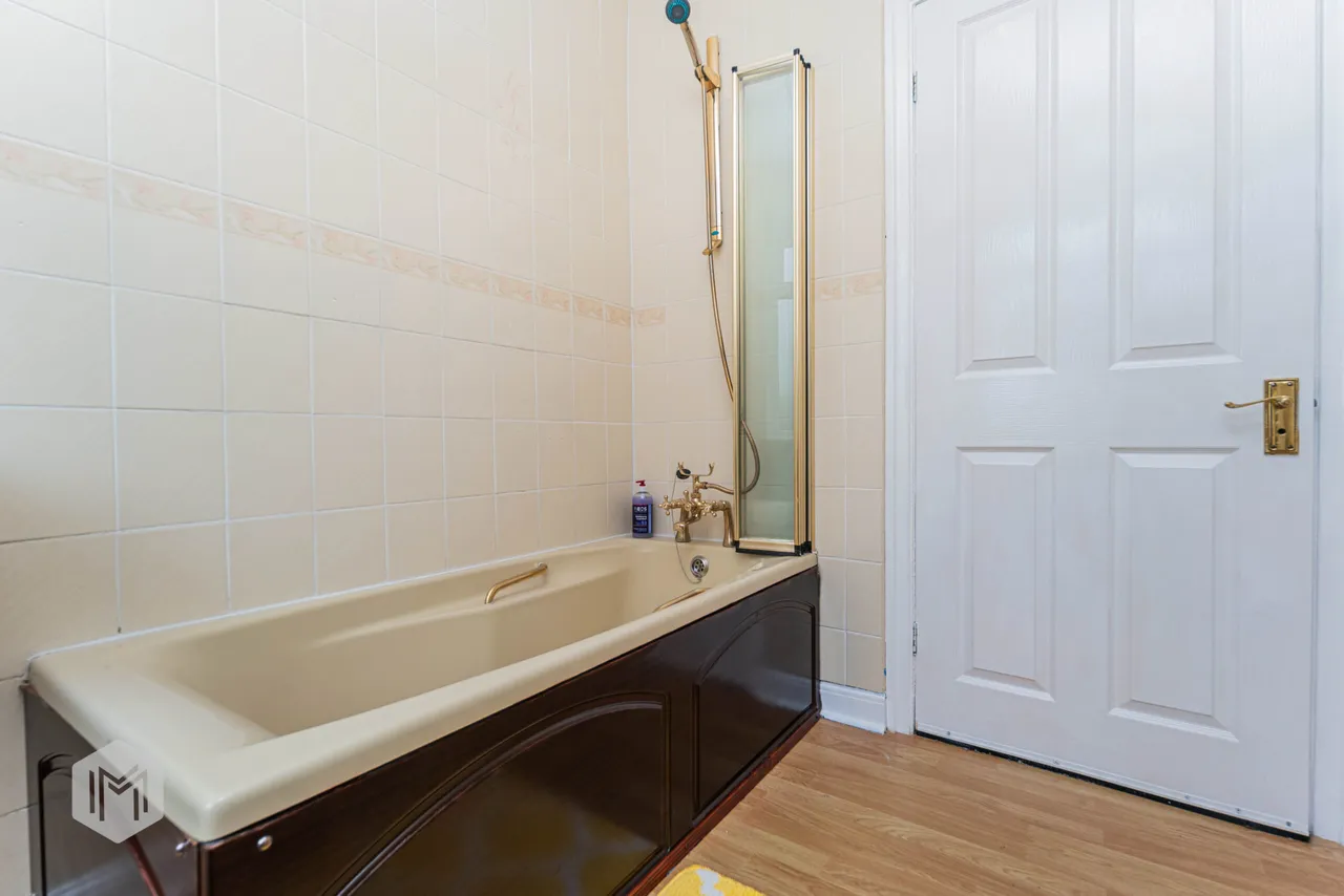 Tottington Road, Bolton, BL2 4BH, photo 9