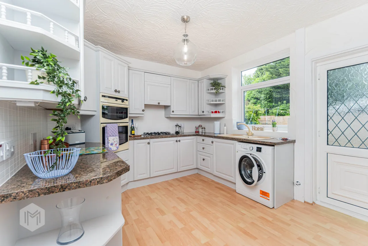 Tottington Road, Bolton, BL2 4BH, photo 4