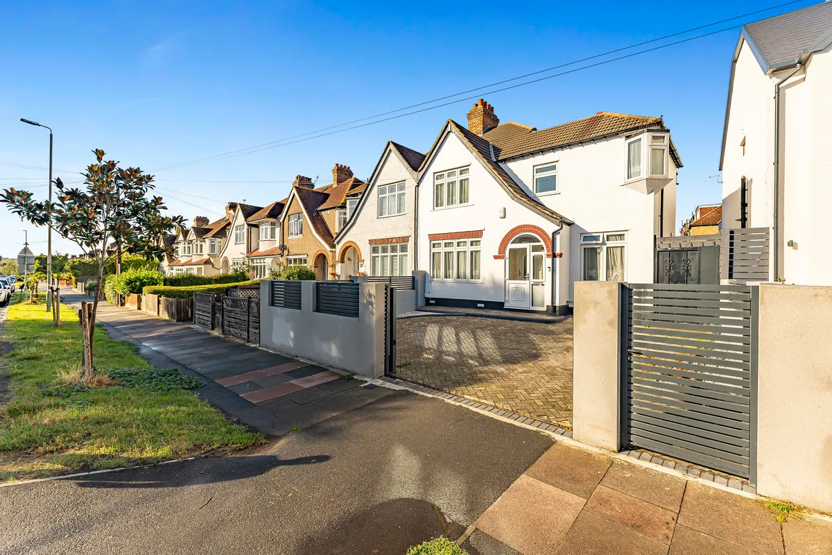 4 bed house for sale, Eden Park Avenue, Beckenham, BR3