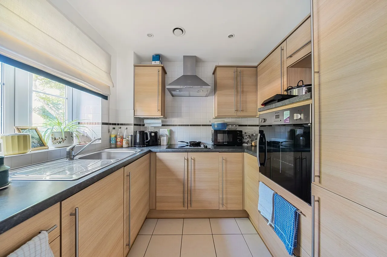 Meadowside, Storrington, RH20, photo 5