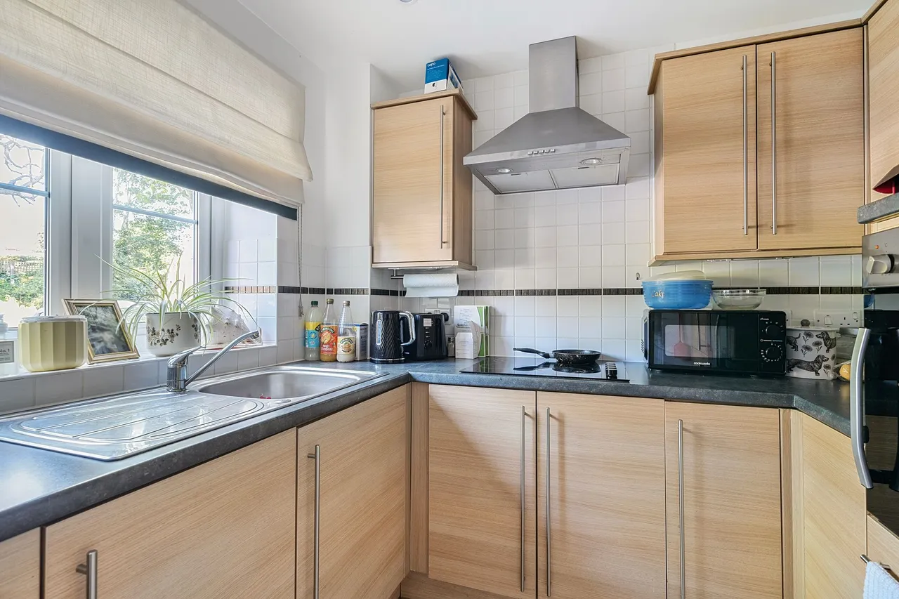 Meadowside, Storrington, RH20, photo 6