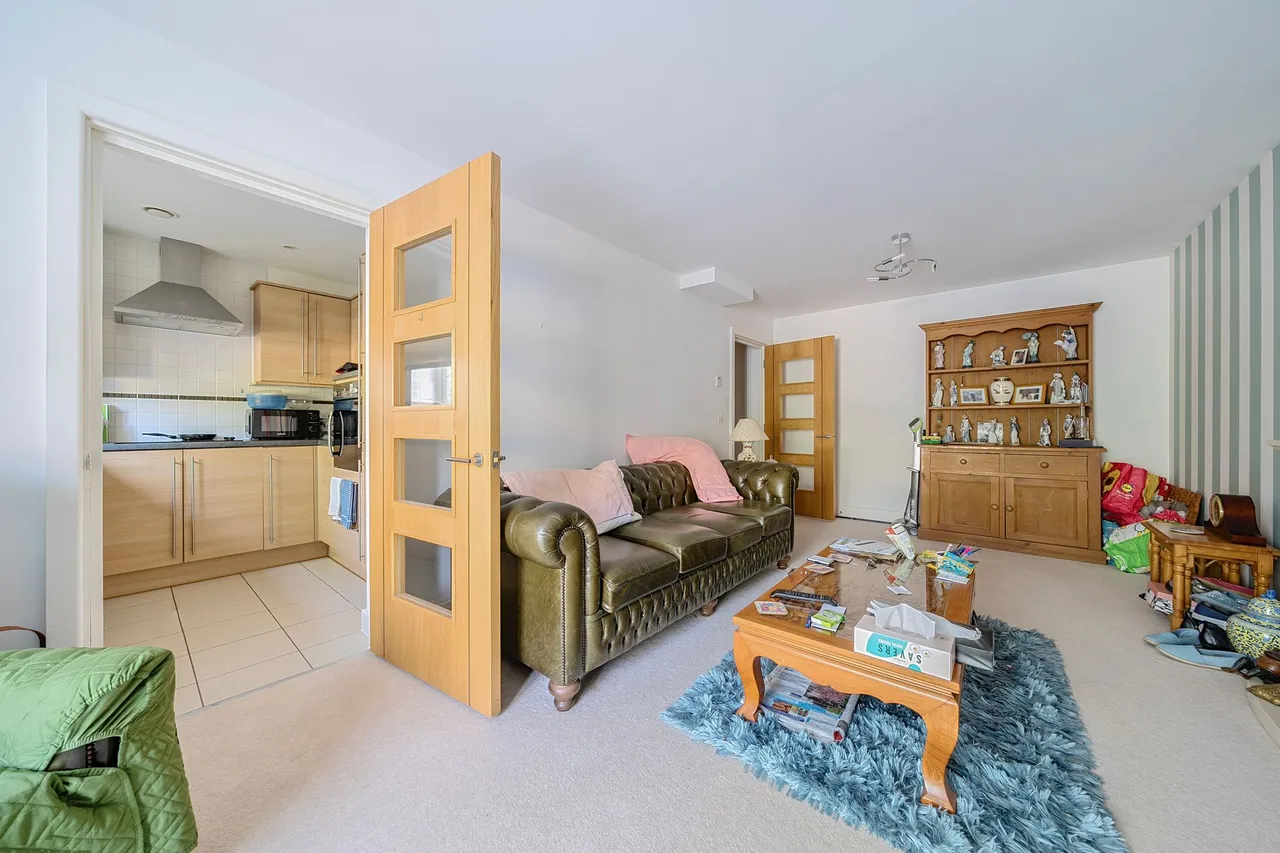 Meadowside, Storrington, RH20, photo 3
