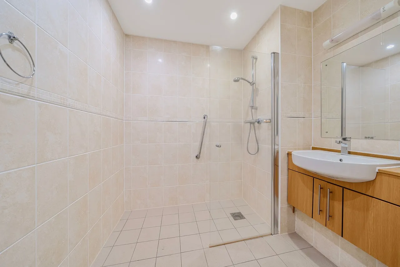 Meadowside, Storrington, RH20, photo 9