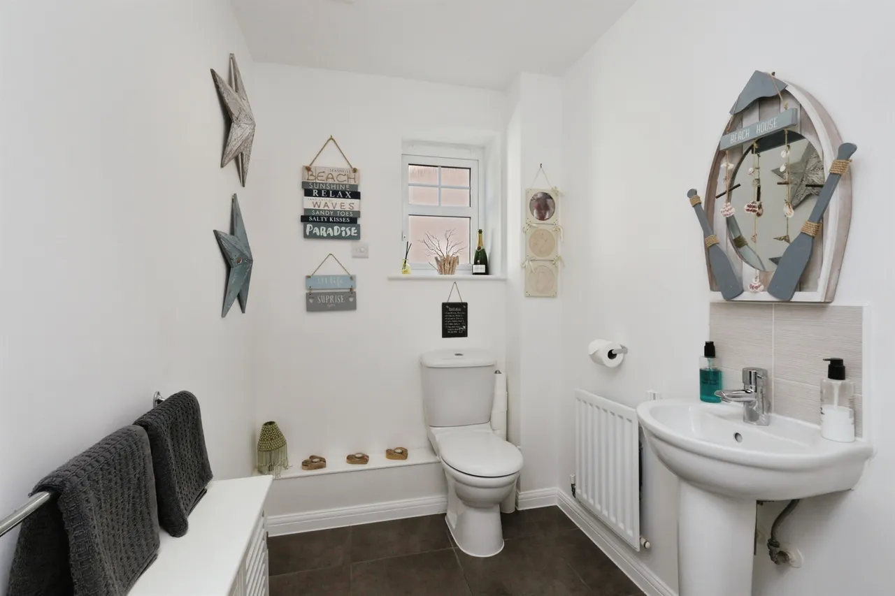 Goldfinch Lane, Hellingly, BN27, photo 9