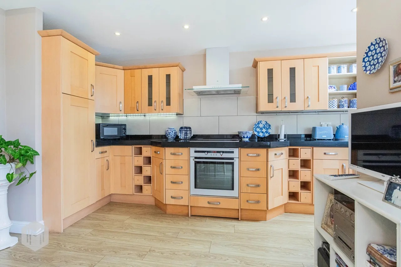 Mile Lane, Bury, BL8 2DS, photo 8