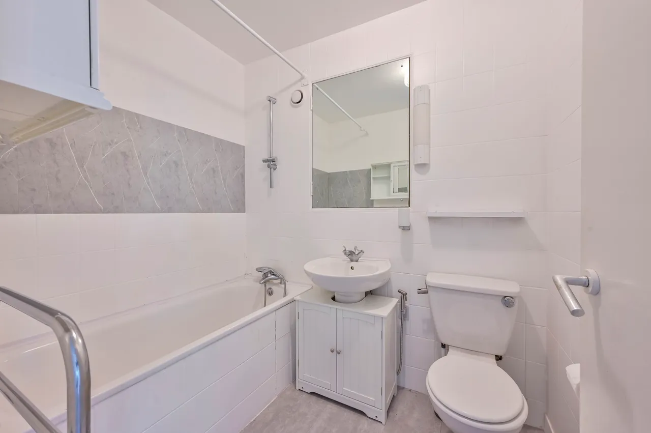 9 Claudia Place, London, photo 8