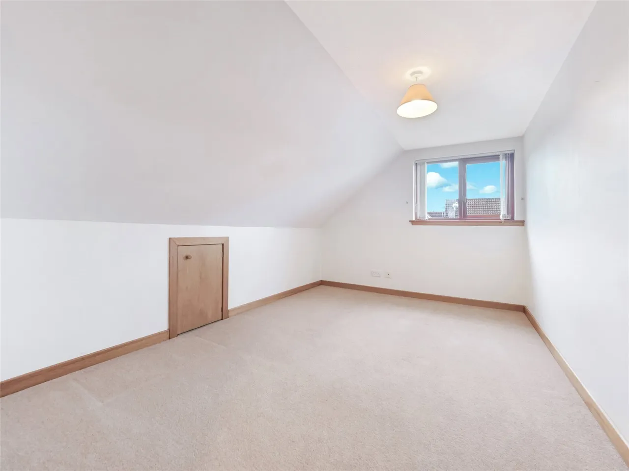 Balmoral Wynd, Stewarton, KA3, photo 10