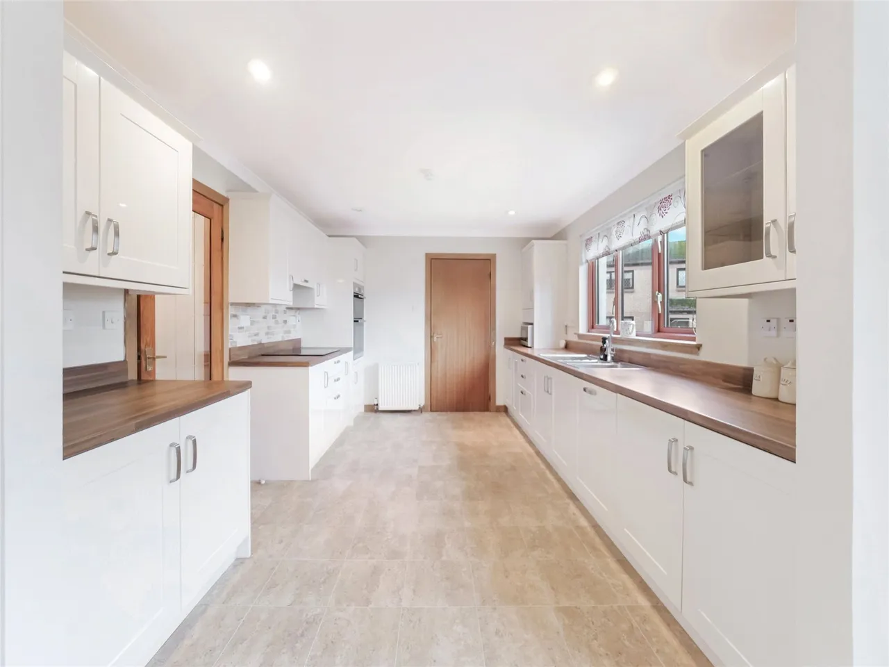 Balmoral Wynd, Stewarton, KA3, photo 6