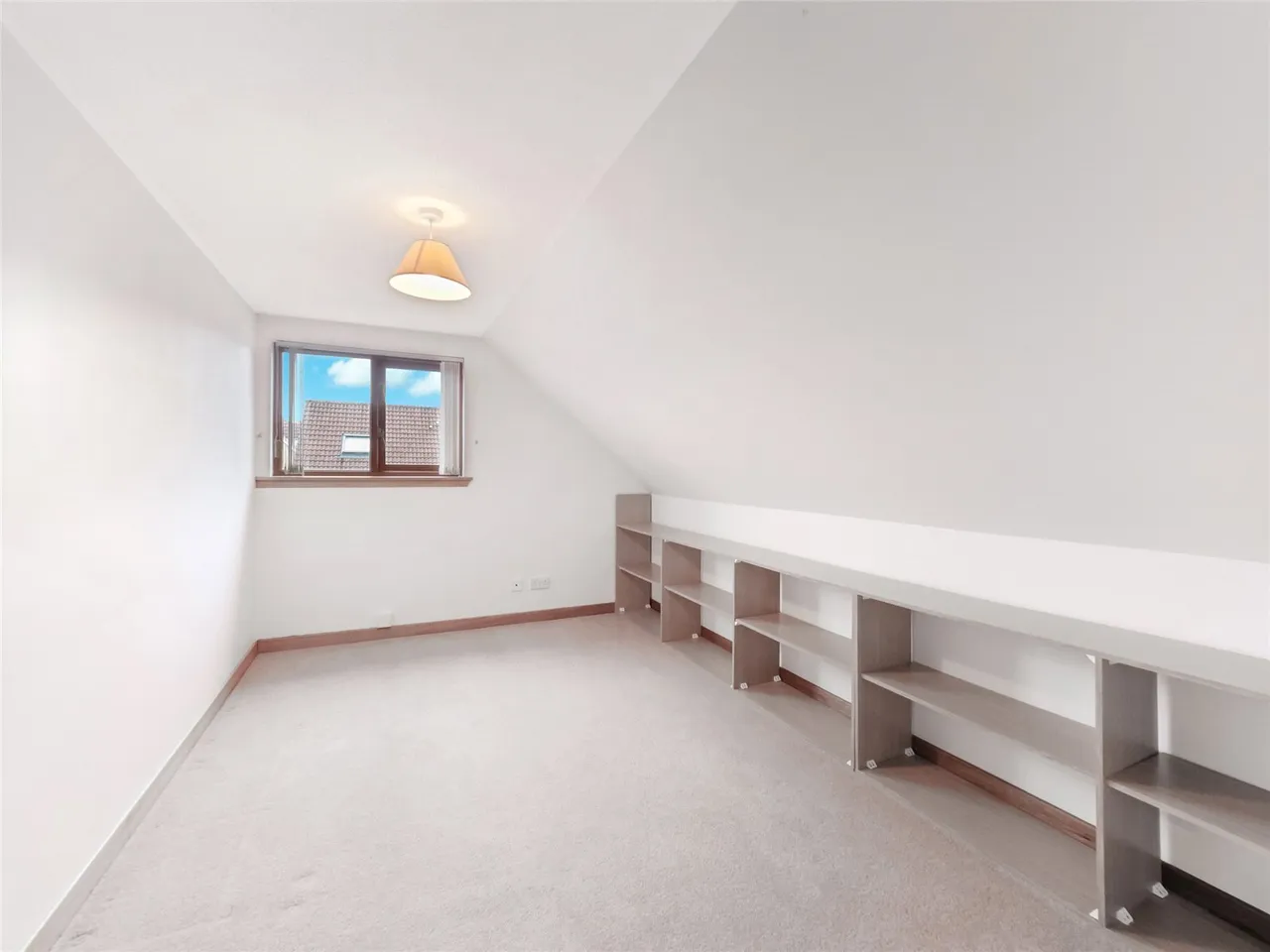 Balmoral Wynd, Stewarton, KA3, photo 11