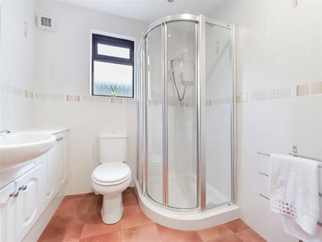 Balmoral Wynd, Stewarton, KA3, photo 8