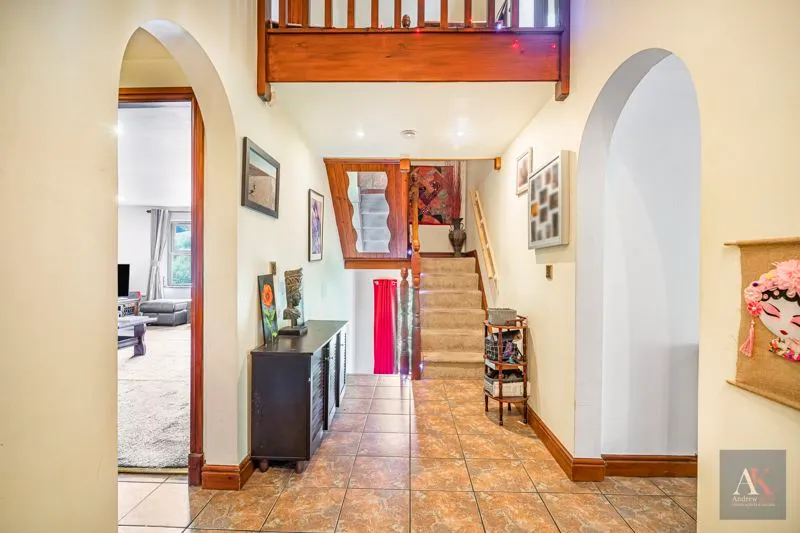 5 Top O Th Hill Road, Todmorden OL14 6QA, photo 8