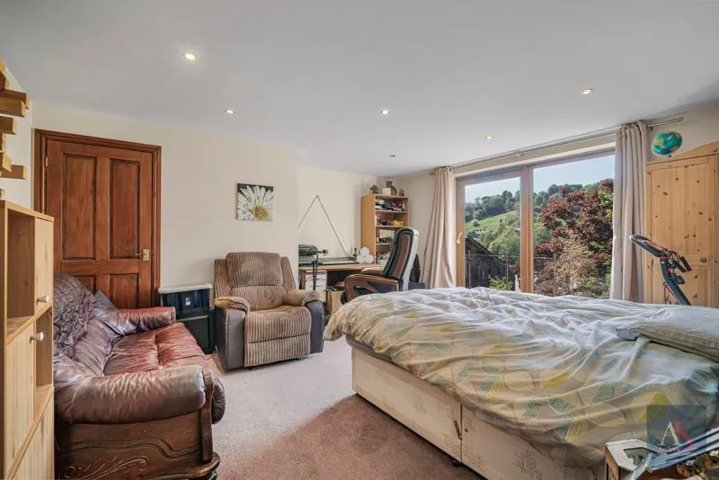 5 Top O Th Hill Road, Todmorden OL14 6QA, photo 26