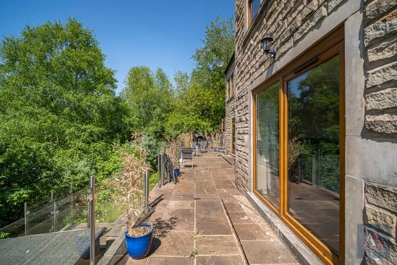 5 Top O Th Hill Road, Todmorden OL14 6QA, photo 30