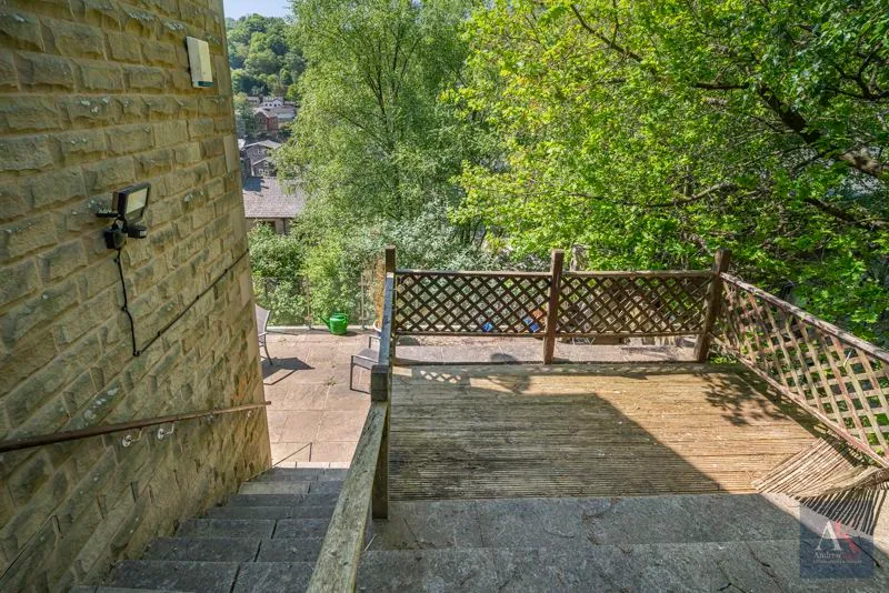5 Top O Th Hill Road, Todmorden OL14 6QA, photo 31
