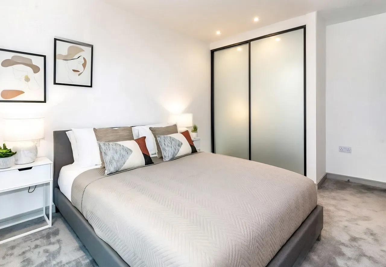 Eden Grove, Staines-upon-Thames, TW18, photo 4