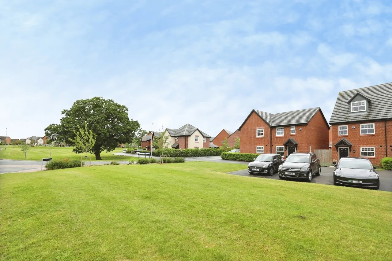Alfred Potts Way, CREWE, Cheshire, CW2, photo 20