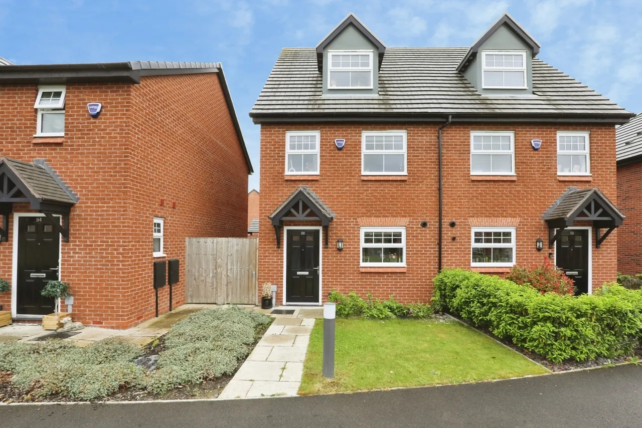 3 bed house for sale — Alfred Potts Way, CREWE, Cheshire, CW2