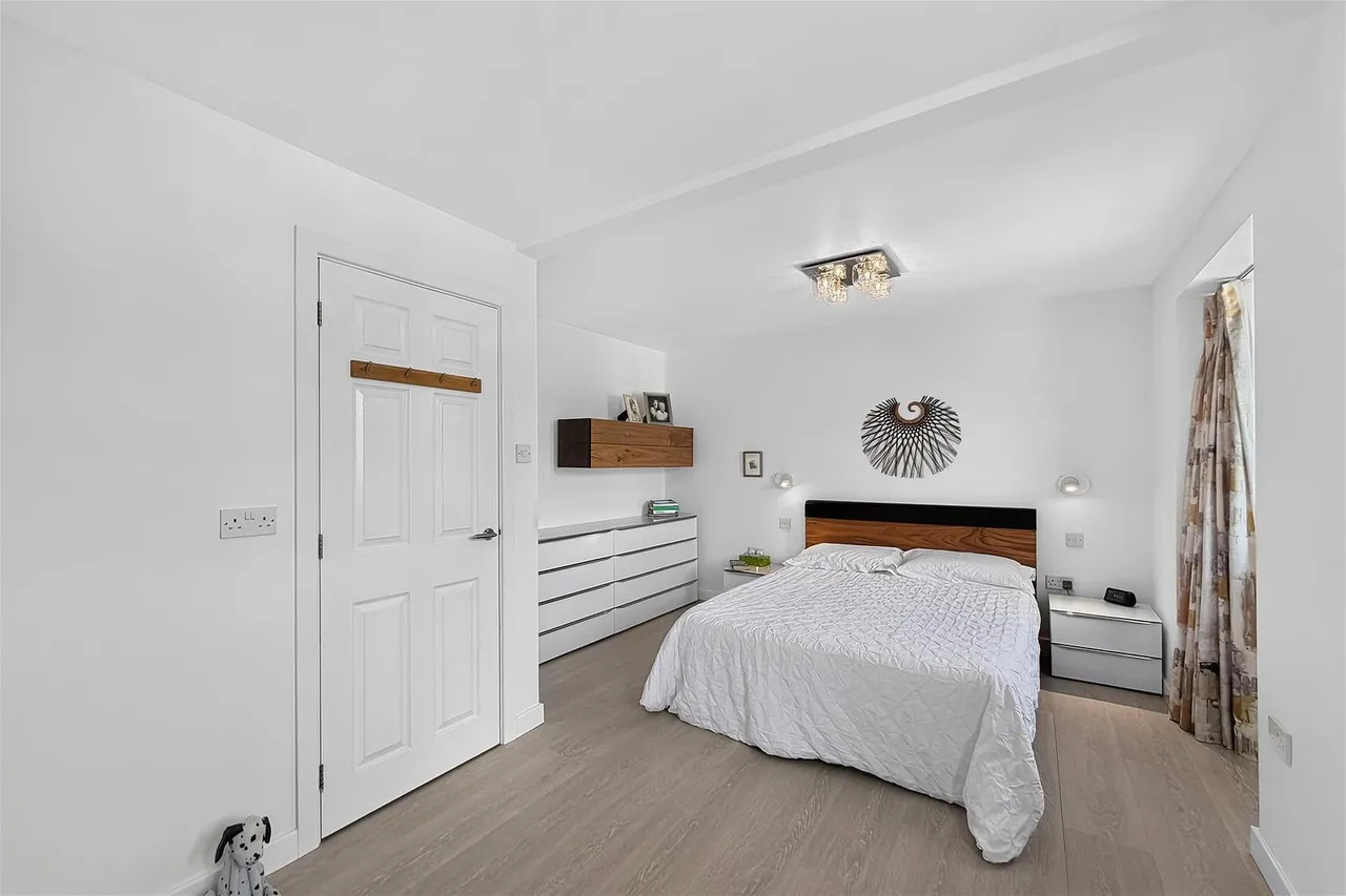 Heyes Leigh Heyes Drive, Timperley, Cheshire WA15 6EY, photo 21